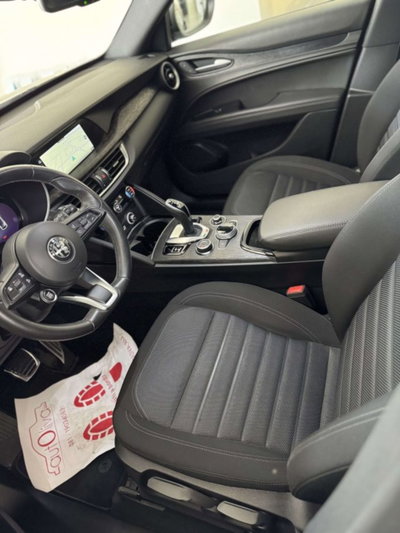 Alfa Romeo Stelvio 2.2 t Veloce rwd 160cv auto (10)