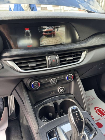 Alfa Romeo Stelvio 2.2 t Veloce rwd 160cv auto (15)