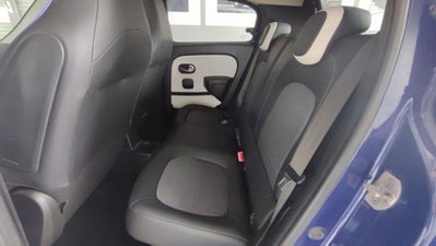 Renault Twingo TCe 90 CV EDC Lovely (14)