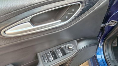 Alfa Romeo Giulia 2.2 Turbodiesel 190 CV AT8 AWD Q4 Executive (15)