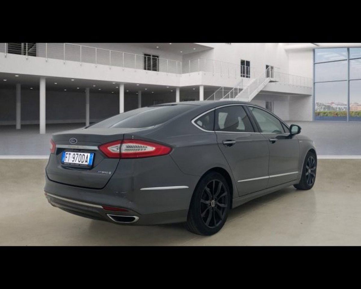 Ford Mondeo Full Hybrid 2.0 187 CV eCVT 4 porte Vignale (3)