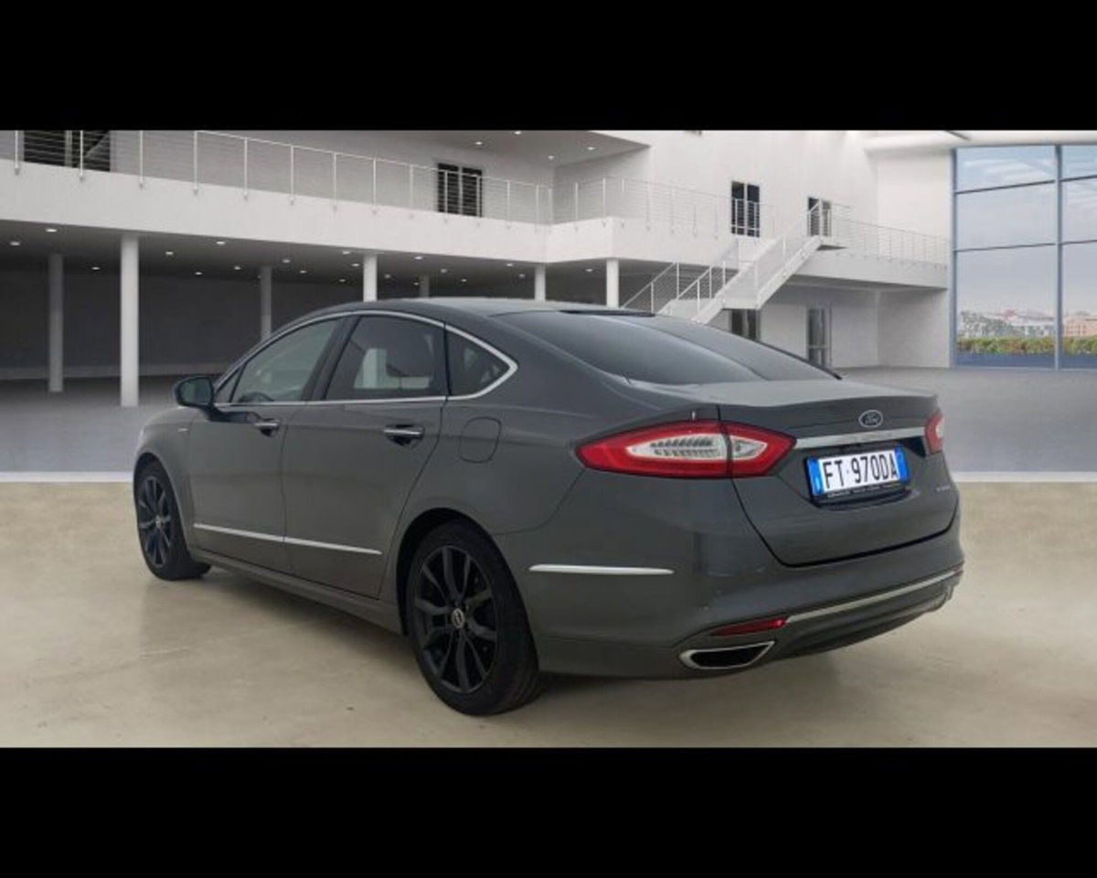 Ford Mondeo Full Hybrid 2.0 187 CV eCVT 4 porte Vignale (4)
