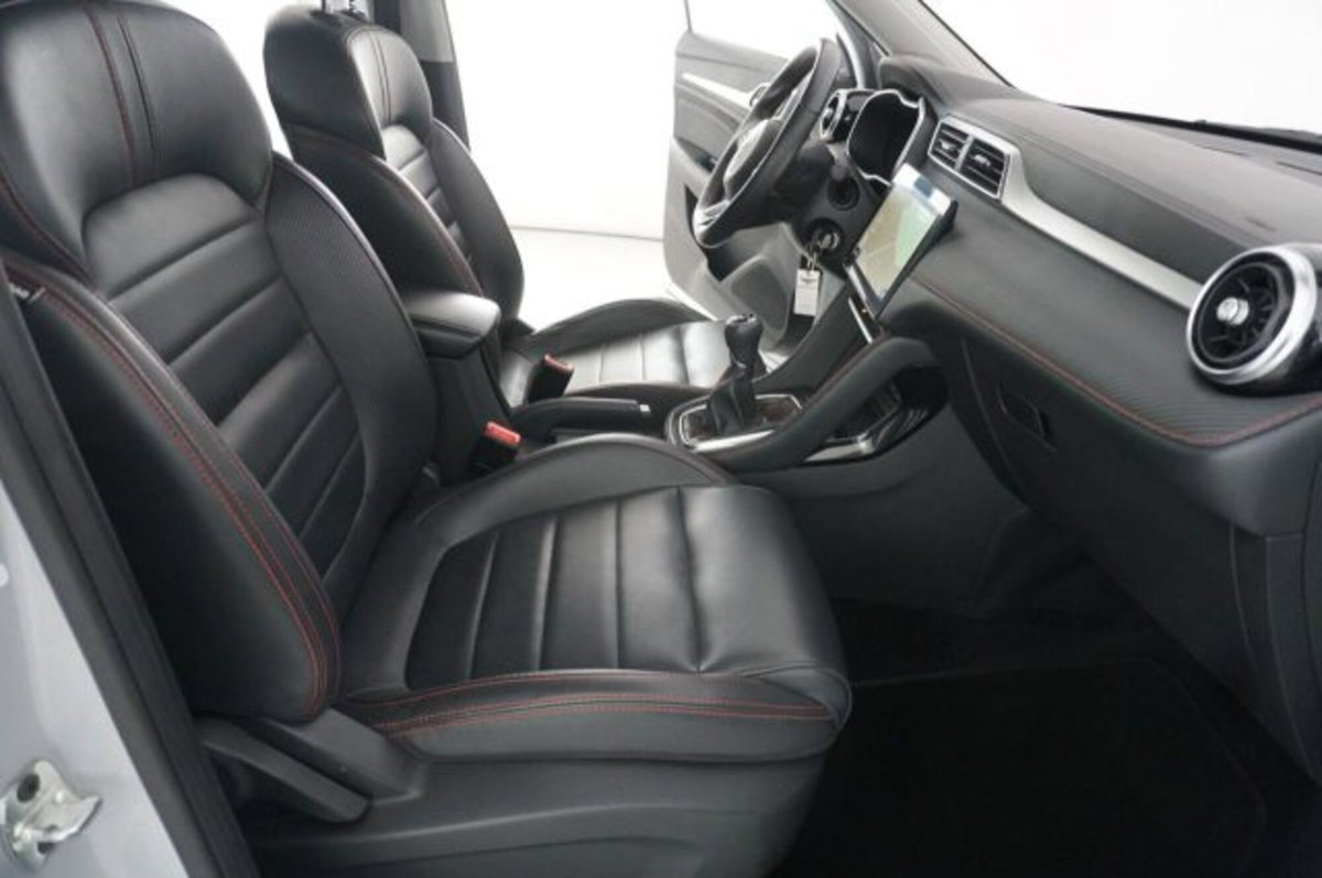Mg ZS ZS 1.5 Luxury (10)