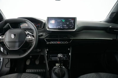 Peugeot 2008 1.2 puretech Allure s&s 100cv (9)