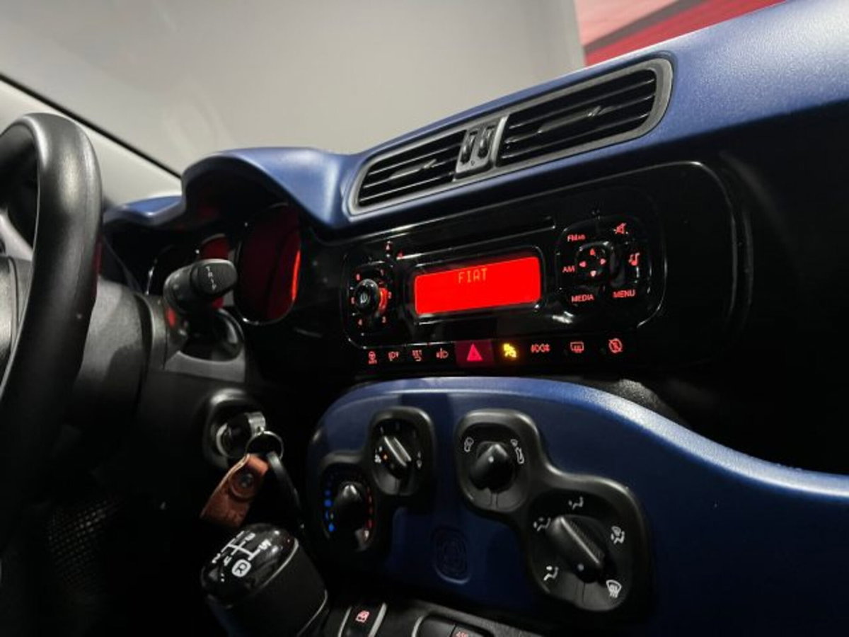 Fiat Panda 1.3 MJT 95 CV S&S Lounge (9)