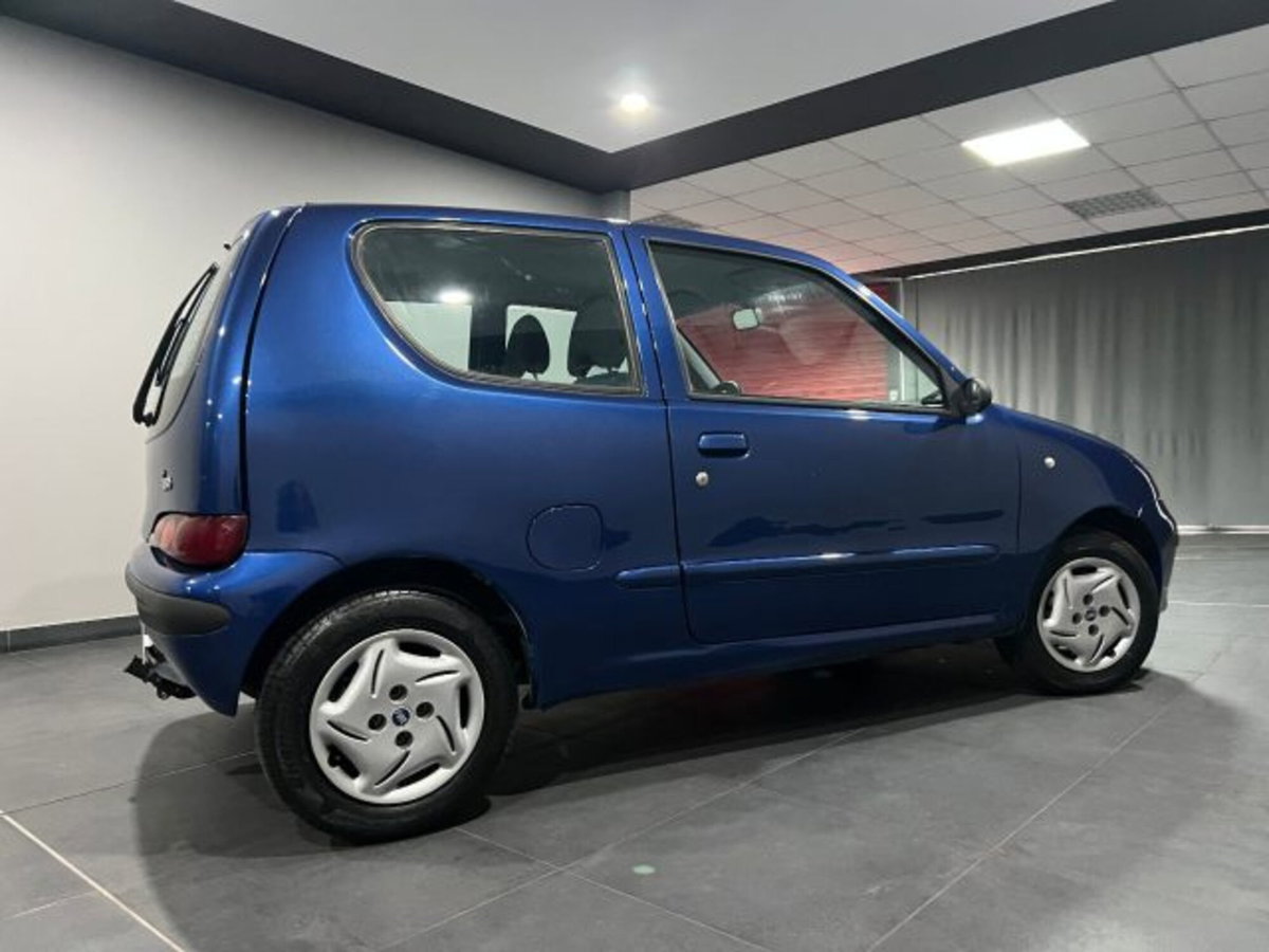 Fiat Seicento 1.1i cat Clima (5)