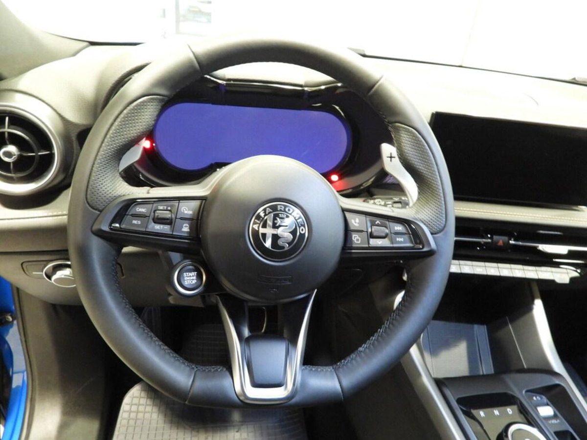 Alfa Romeo Tonale 1.6 Veloce 130cv tct6 (8)