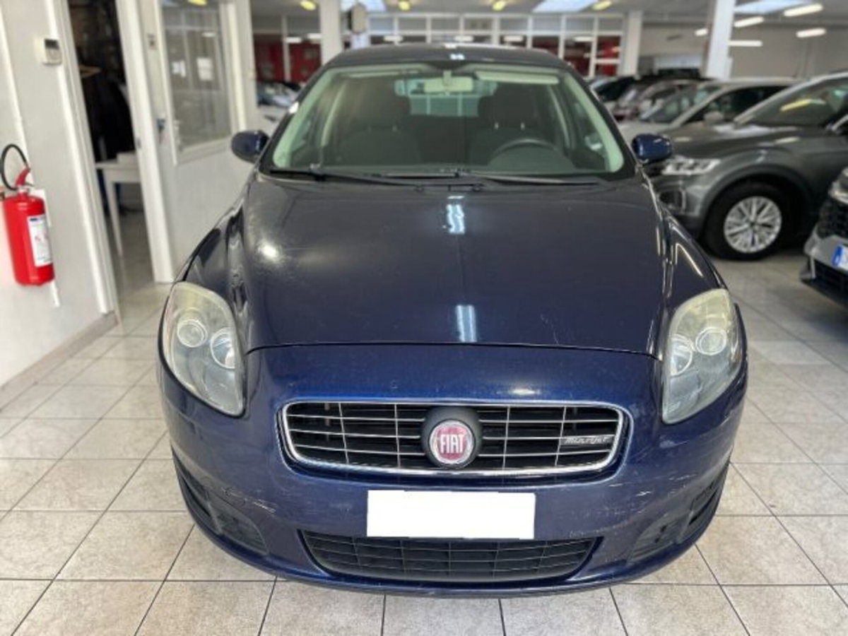 Fiat Croma 1.9 Multijet 16V Emotion (3)