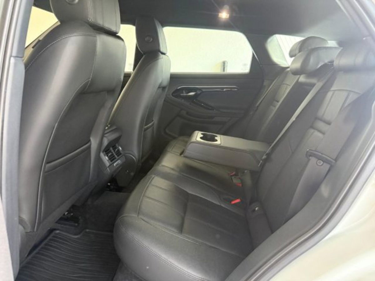 Land Rover Range Rover Evoque 2.0D I4-L.Flw 150 CV R-Dynamic S (19)