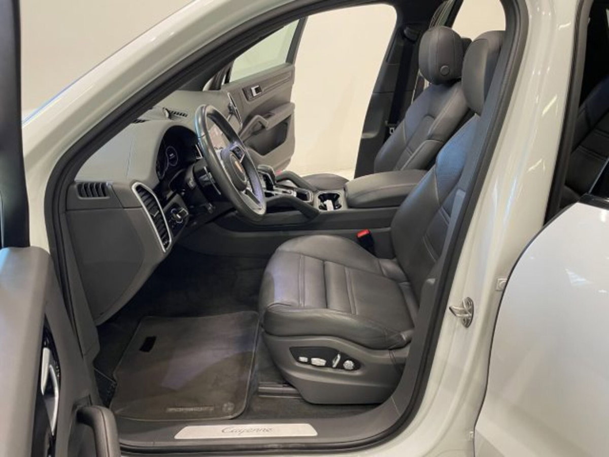 Porsche Cayenne 3.0 V6 (8)