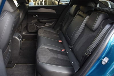 Peugeot 408 1.2 puretech GT s&s 130cv eat8 (20)