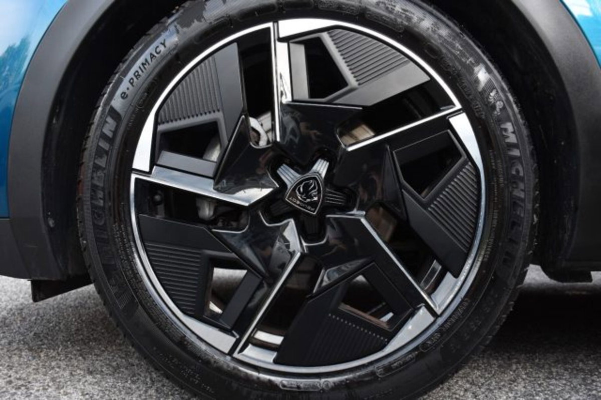 Peugeot 408 1.2 puretech GT s&s 130cv eat8 (5)