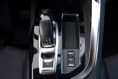 Peugeot 3008 BlueHDi 130 S&S EAT8 Allure Pack (20)