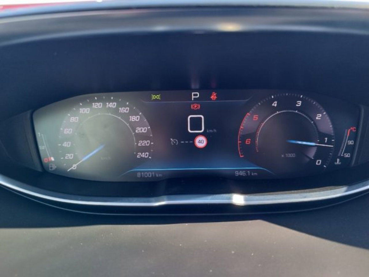 Peugeot 3008 BlueHDi 130 S&S EAT8 Allure Pack (18)