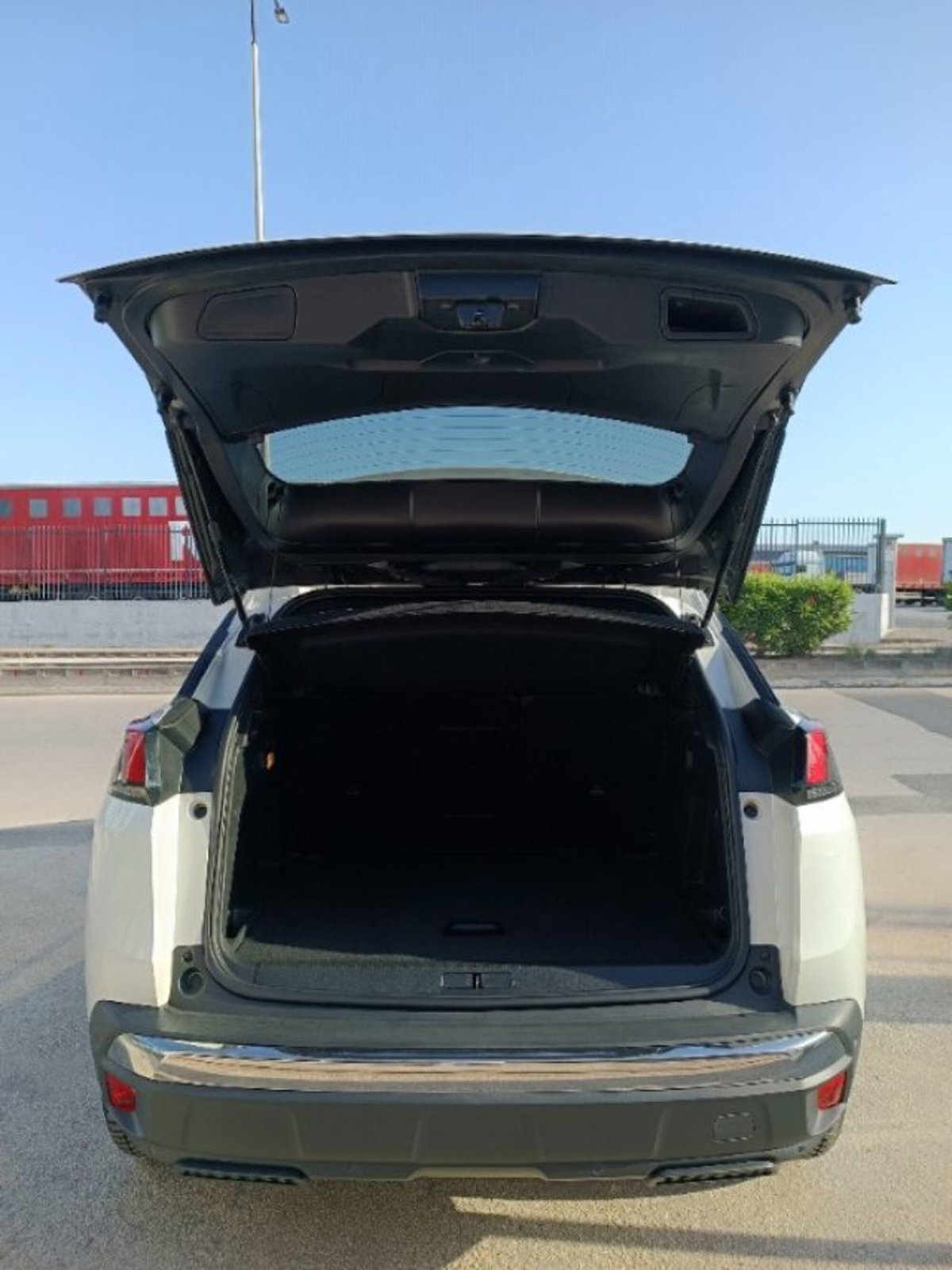 Peugeot 3008 BlueHDi 130 S&S EAT8 Allure Pack (8)