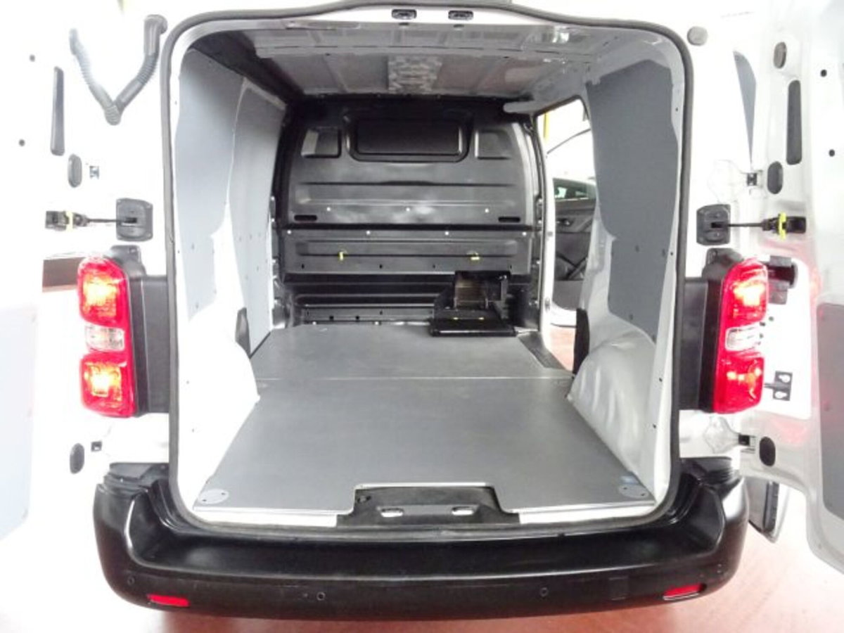 Peugeot Expert Furgone BlueHDi 120 S&S PL-TN Furgone Premium Standard (8)