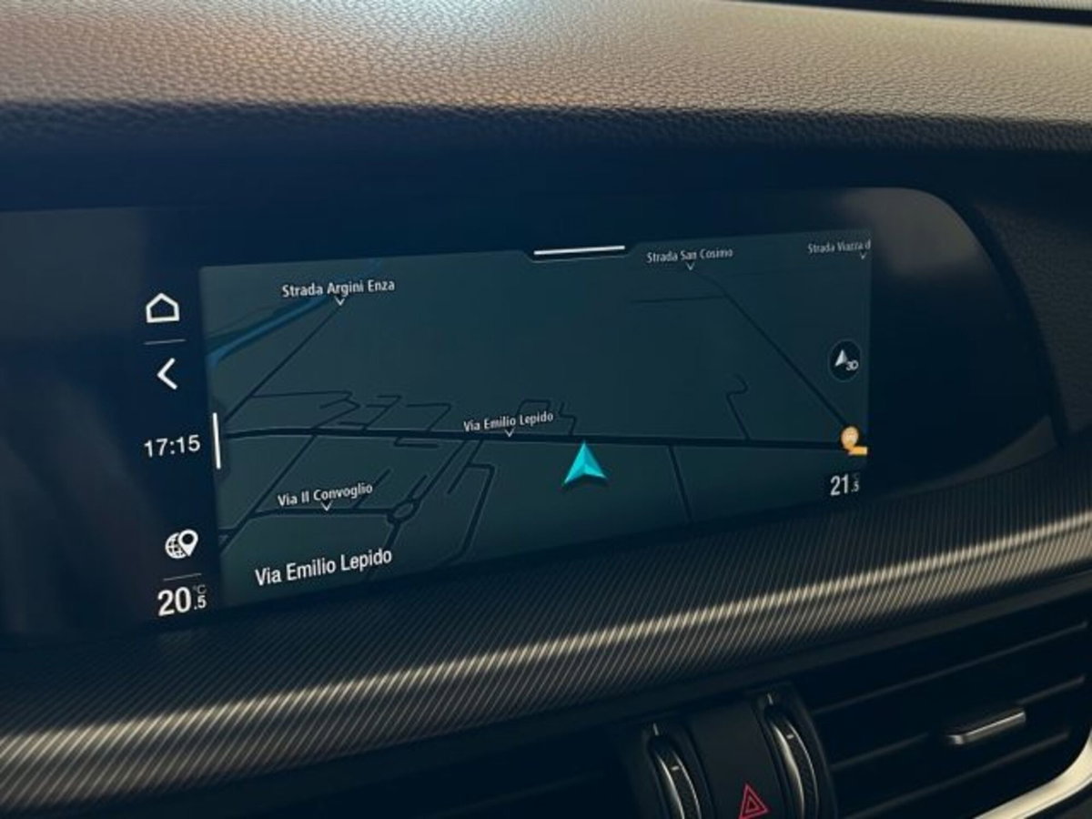 Alfa Romeo Stelvio Stelvio 2.2 Turbodiesel 210 CV AT8 Q4 Veloce (11)