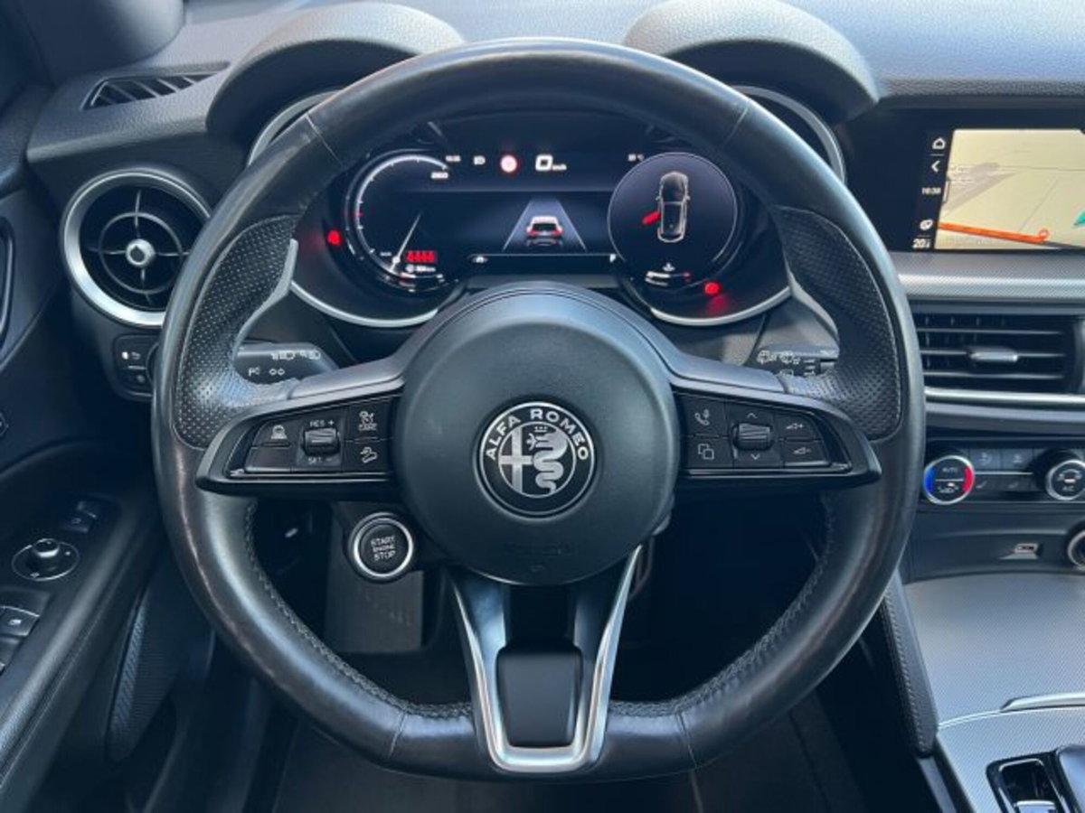 Alfa Romeo Stelvio Stelvio 2.2 Turbodiesel 210 CV AT8 Q4 Veloce (13)
