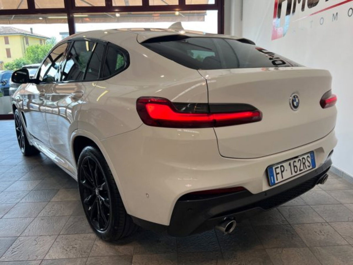 BMW X4 xDrive20d Msport (9)