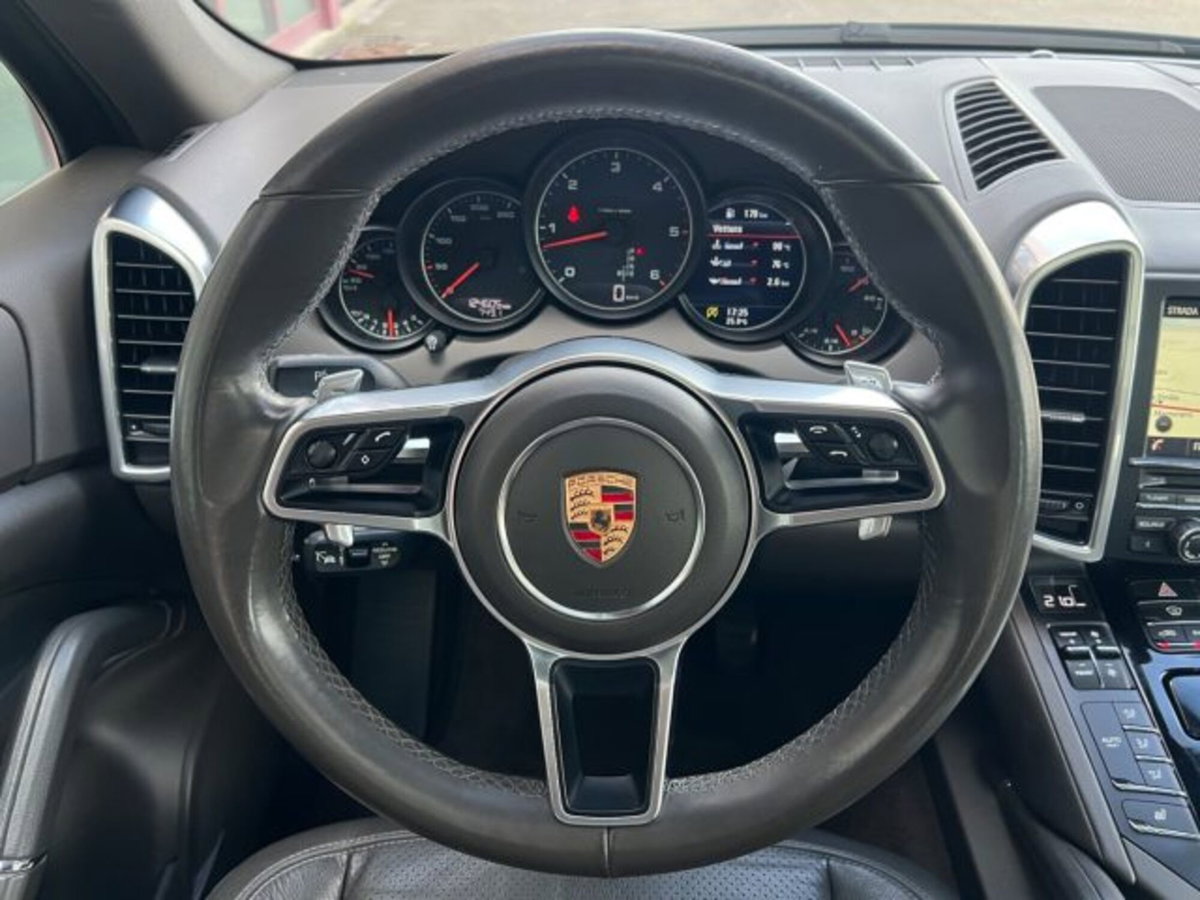Porsche Cayenne 3.0 Diesel (12)