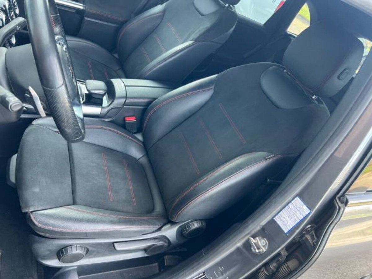 Mercedes-Benz Classe B 180 d Automatic Premium (14)
