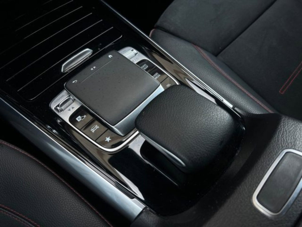 Mercedes-Benz Classe B 180 d Automatic Premium (17)