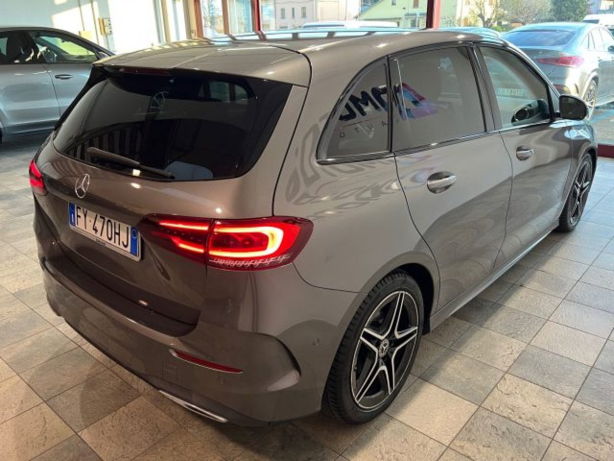 Mercedes-Benz Classe B 180 d Automatic Premium (7)