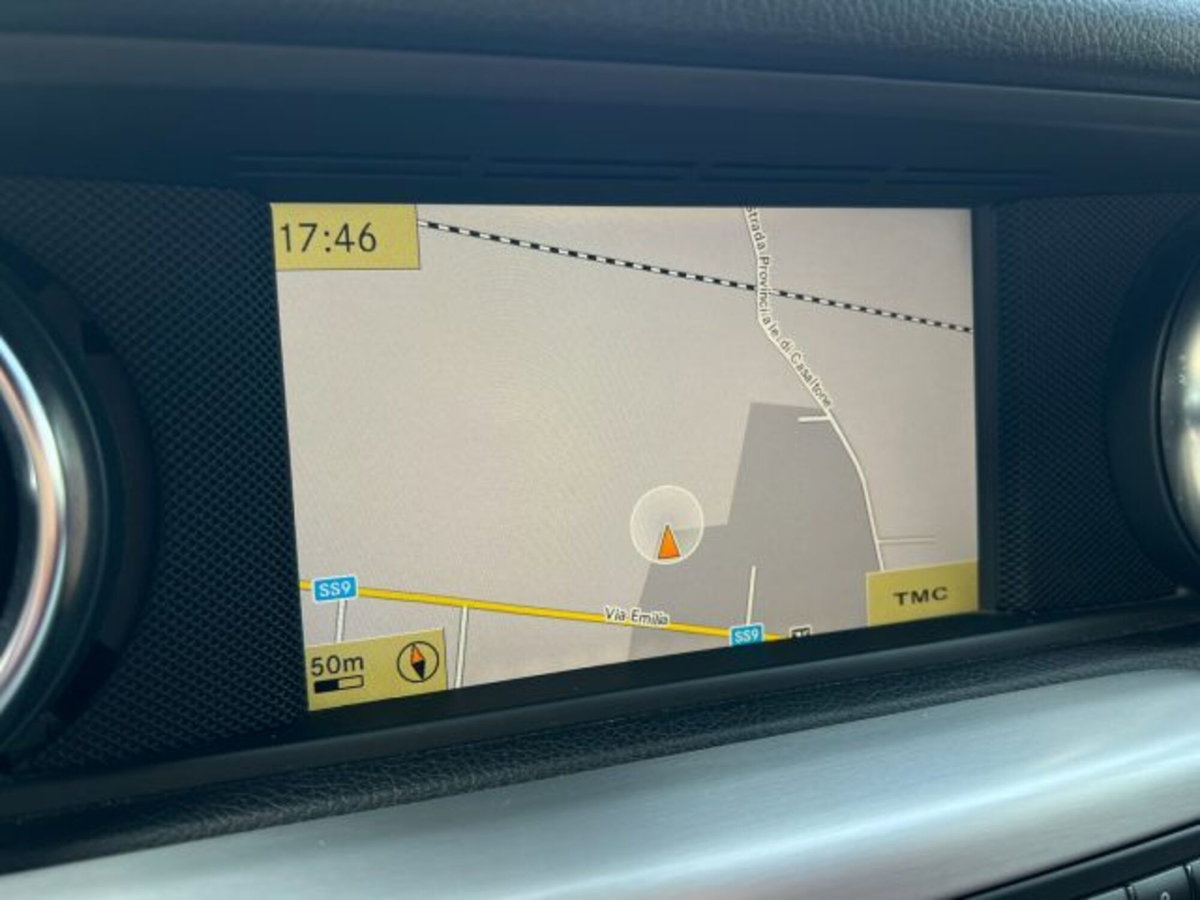 Mercedes-Benz SLK 200 CGI Premium (10)