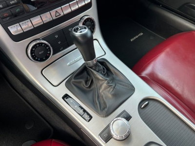 Mercedes-Benz SLK 200 CGI Premium (18)