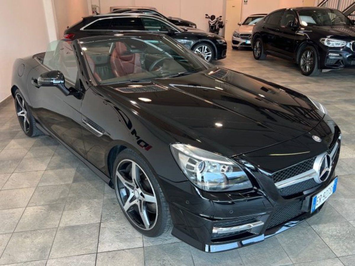 Mercedes-Benz SLK 200 CGI Premium (3)