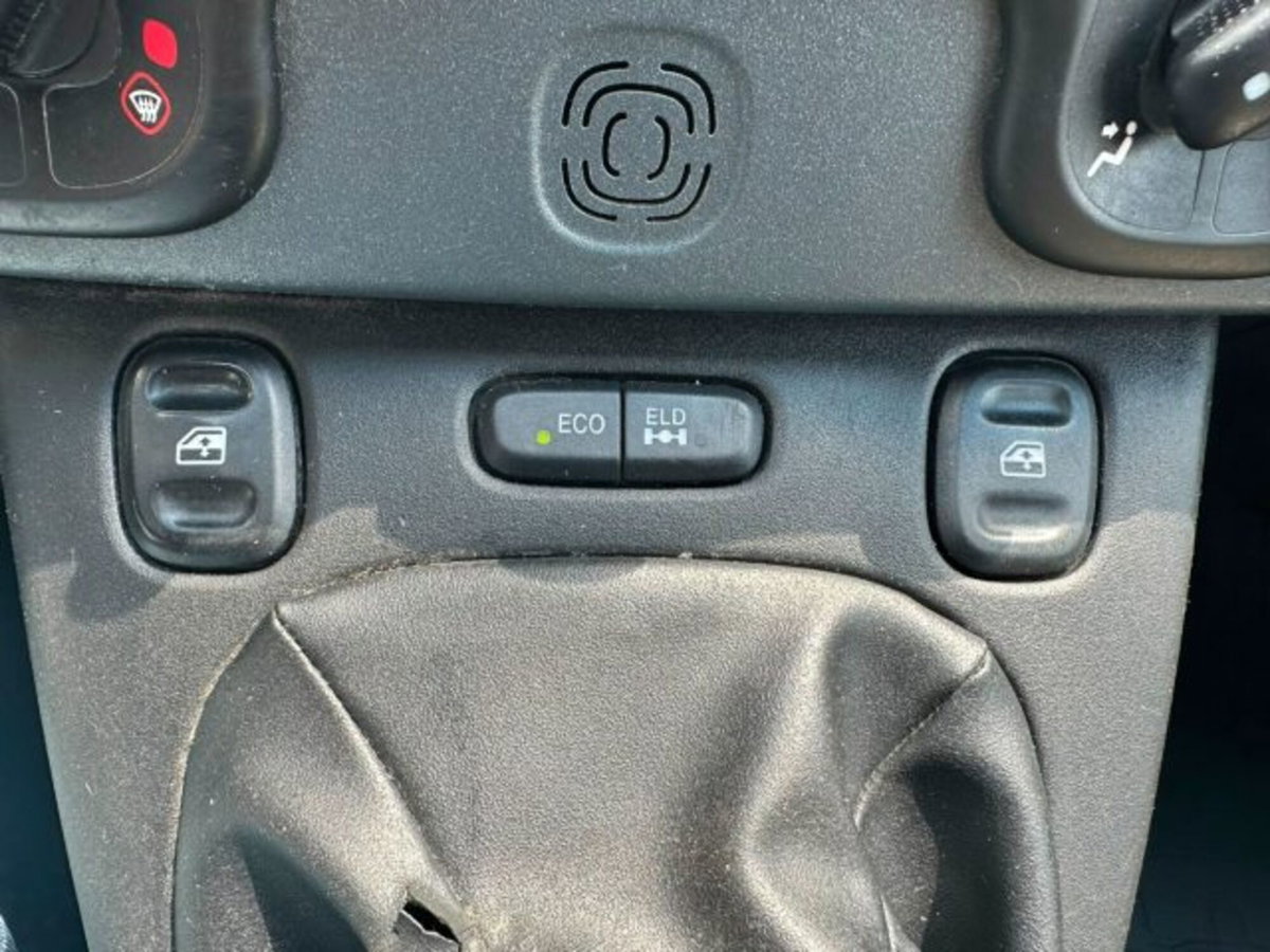 Fiat Panda 0.9 TwinAir Turbo S&S 4x4 Pop Van 2 posti (11)