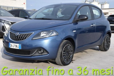 Lancia Ypsilon 1.0 FireFly 5 porte S&S Hybrid Ecochic Gold usata