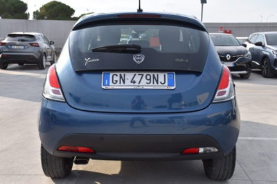 Lancia Ypsilon 1.0 FireFly 5 porte S&S Hybrid Ecochic Gold (5)