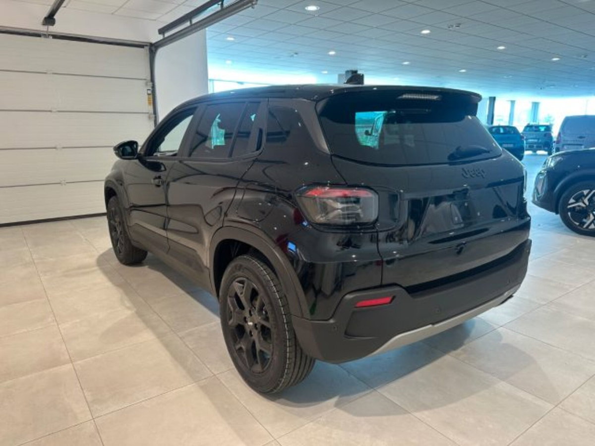 Jeep Avenger 1.2 turbo Summit fwd 100cv (3)