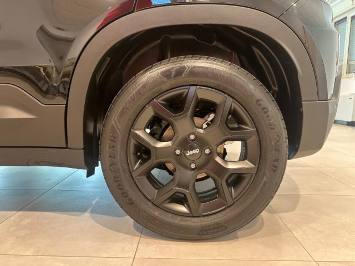 Jeep Avenger 1.2 turbo Summit fwd 100cv (7)
