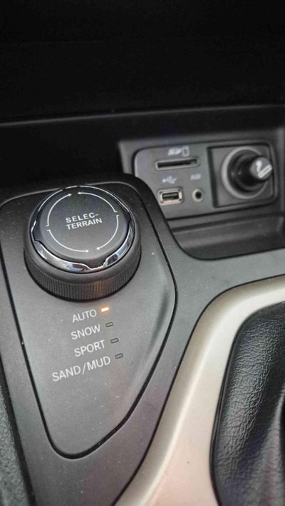 Jeep Cherokee 2.2 Mjt II 4WD Active Drive I Night Eagle (12)
