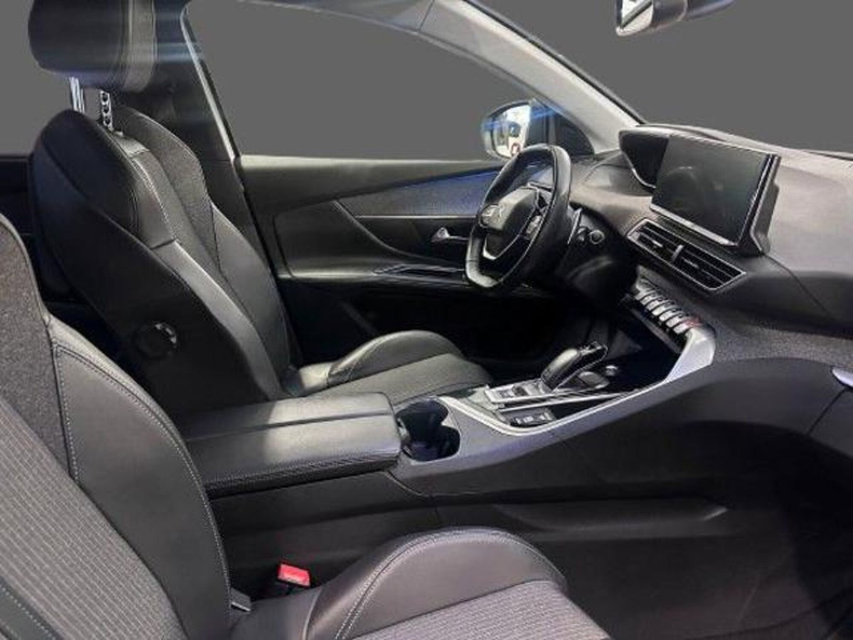 Peugeot 5008 BlueHDi 130 S&S Allure Pack (2)