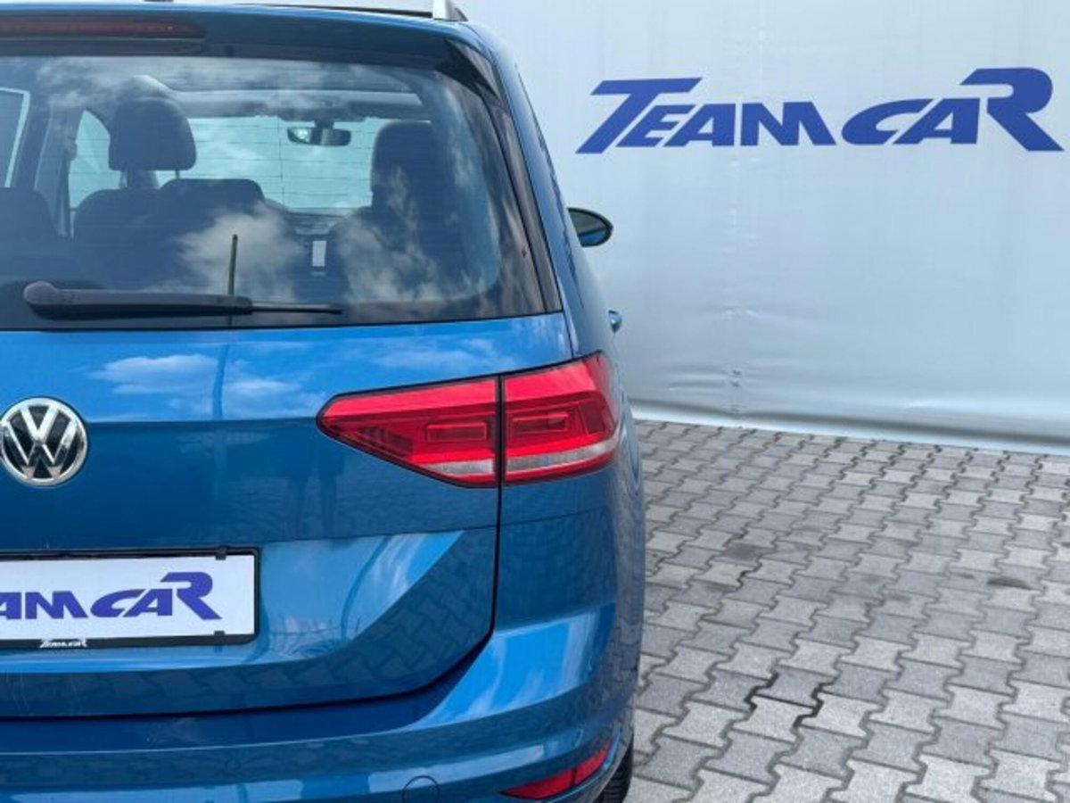 Volkswagen Touran 2.0 TDI 115 CV DSG Business BlueMotion Technology (12)