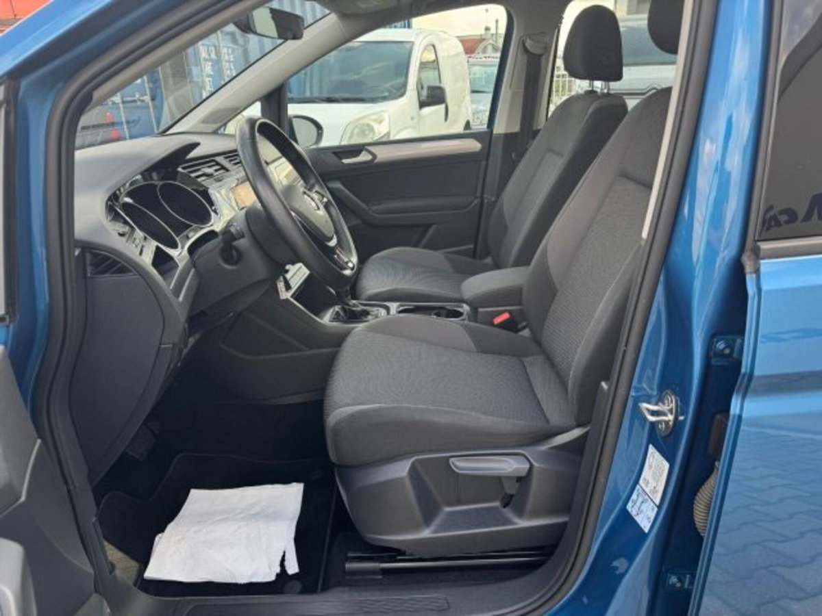 Volkswagen Touran 2.0 TDI 115 CV DSG Business BlueMotion Technology (13)