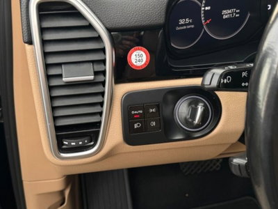 Porsche Cayenne 3.0 V6 (10)