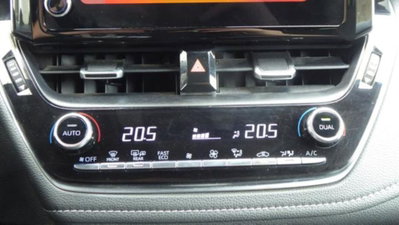 Toyota Corolla Touring Sports 2.0 Hybrid Style (12)
