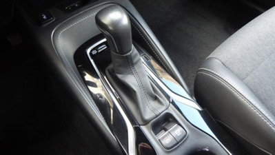 Toyota Corolla Touring Sports 2.0 Hybrid Style (18)