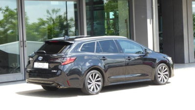 Toyota Corolla Touring Sports 2.0 Hybrid Style (3)