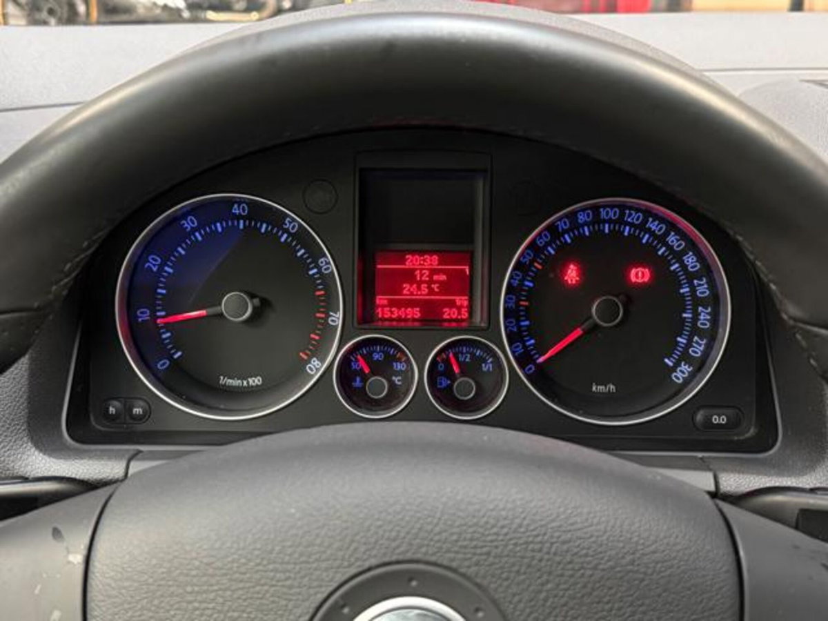 Volkswagen Golf 2.0 16V TFSI 3p. DSG GTI (15)