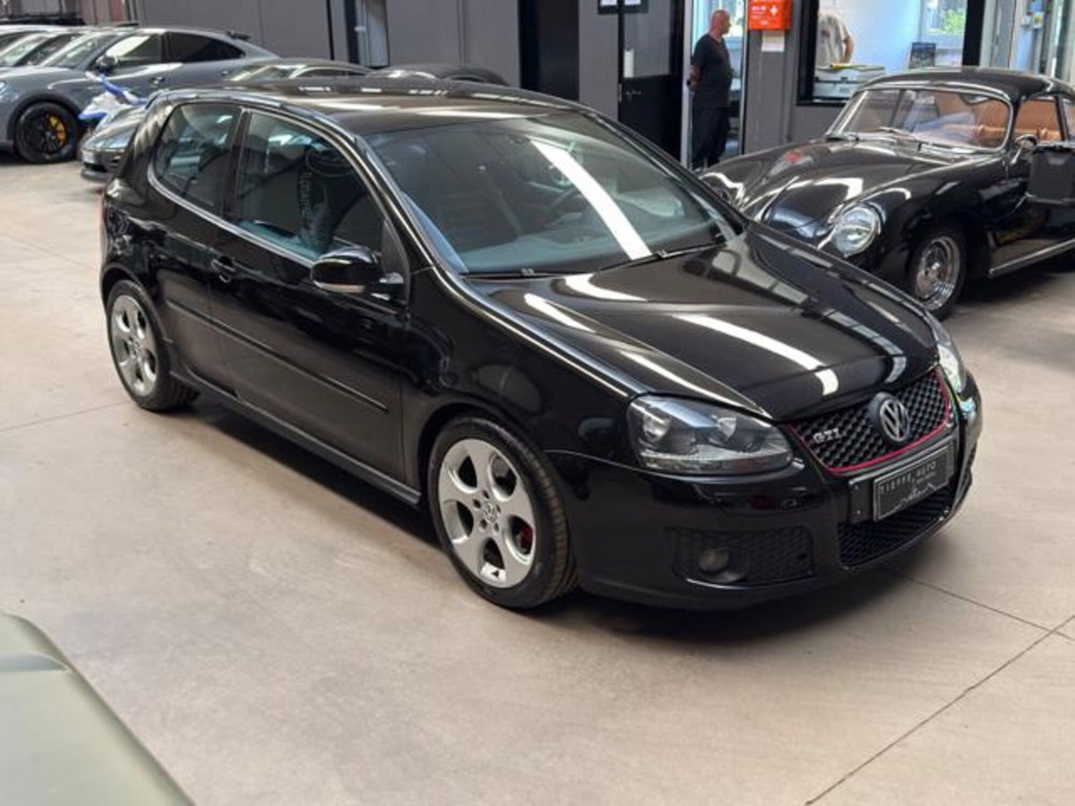 Volkswagen Golf 2.0 16V TFSI 3p. DSG GTI (3)