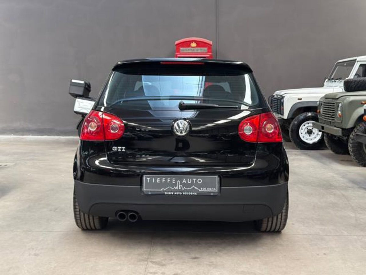 Volkswagen Golf 2.0 16V TFSI 3p. DSG GTI (5)