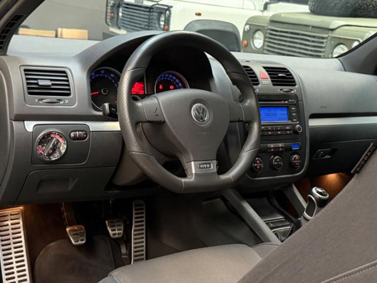 Volkswagen Golf 2.0 16V TFSI 3p. DSG GTI (9)