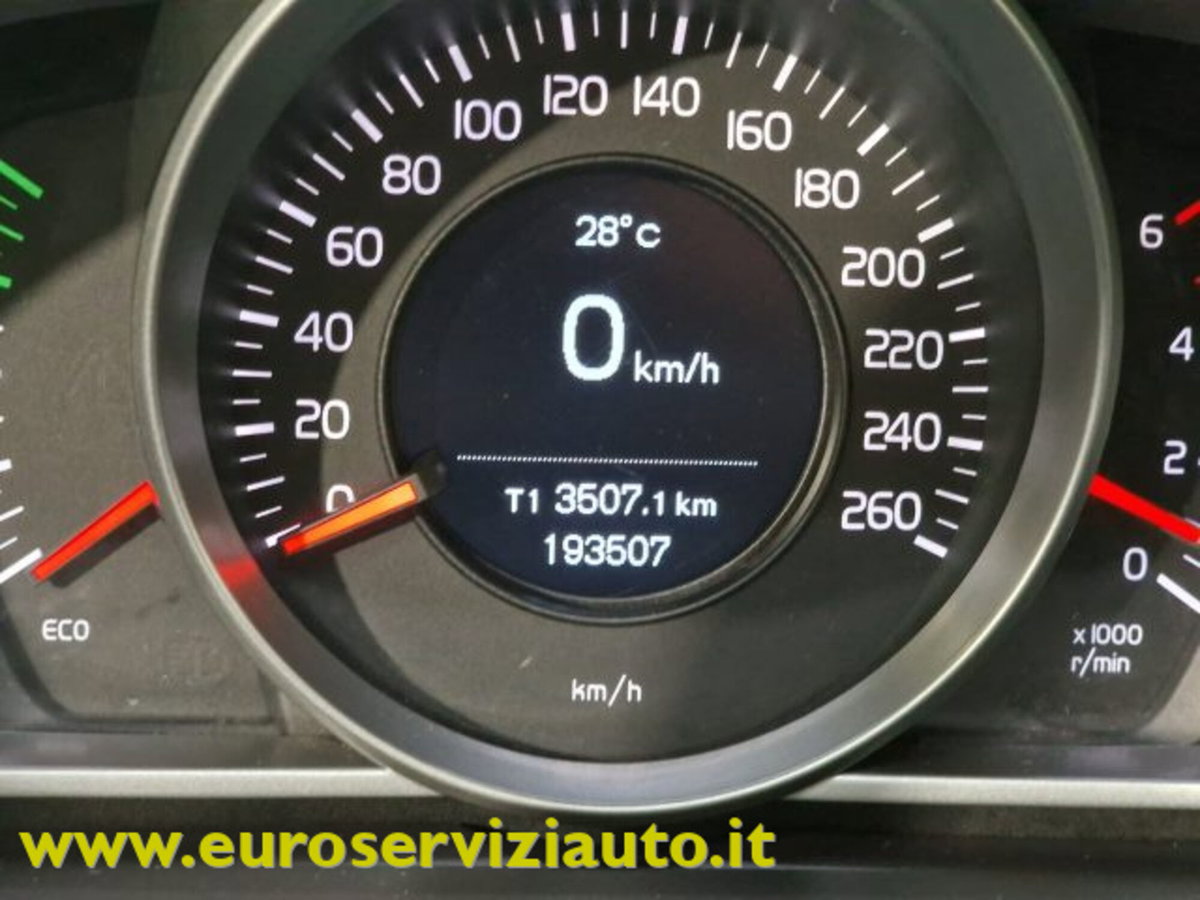 Volvo V40 Cross Country D2 Geartronic Business N1 (14)