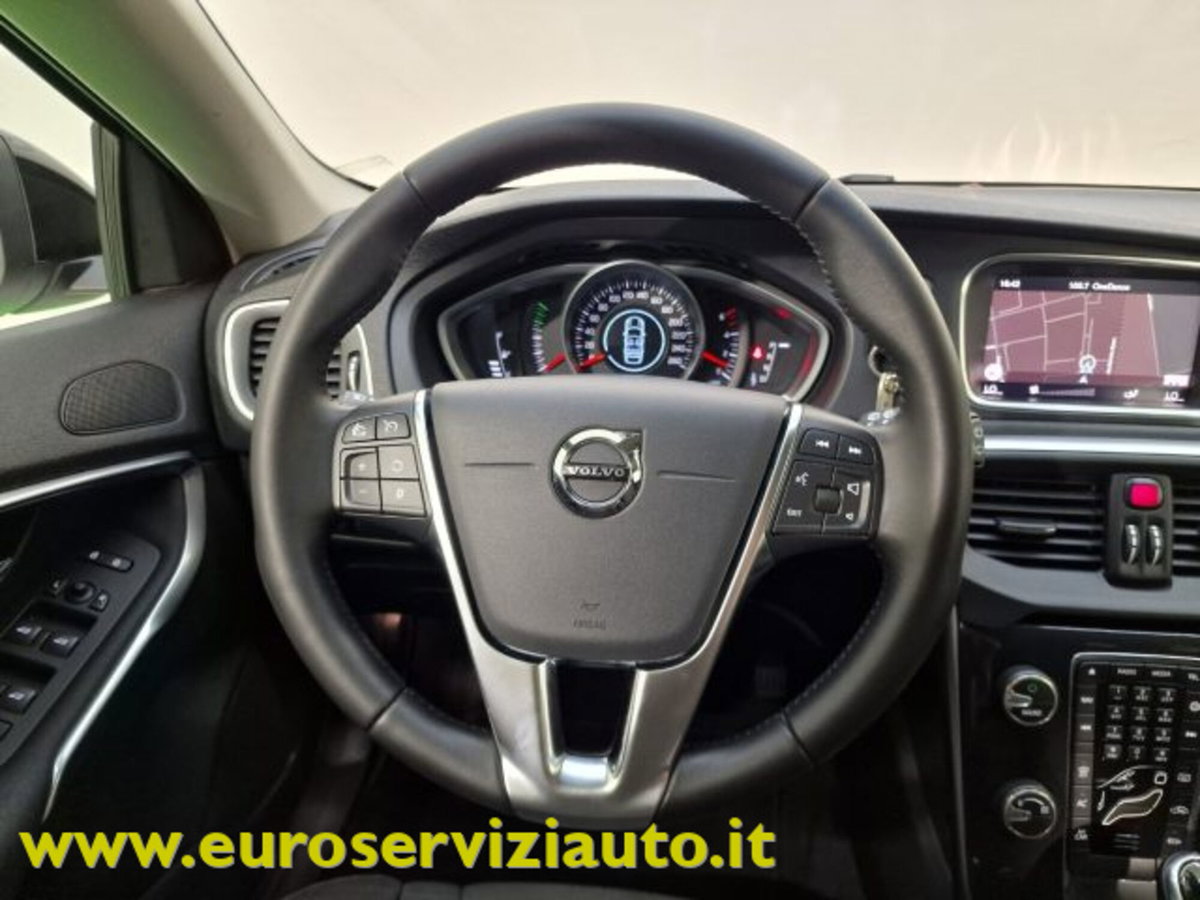 Volvo V40 Cross Country D2 Geartronic Business N1 (17)