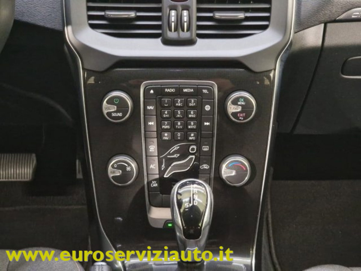 Volvo V40 Cross Country D2 Geartronic Business N1 (19)